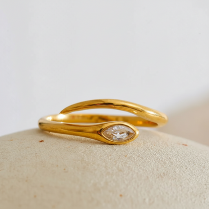 Medusa’s Whisper – Ring