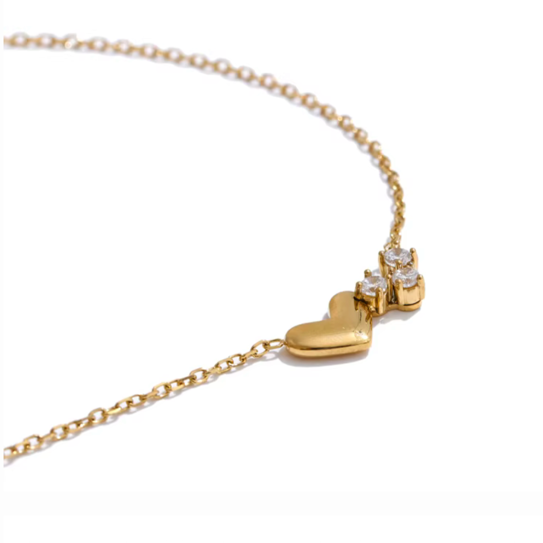 Liara's Romance - Necklace