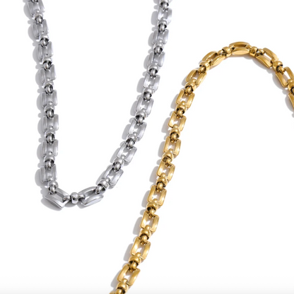 Noir Riviera – Necklace