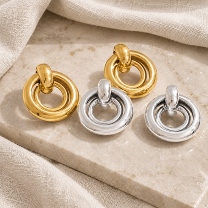 Monroe Loop – Earrings