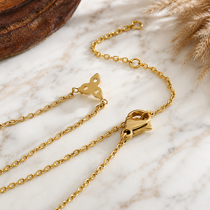 Tiny Trinity - Necklace