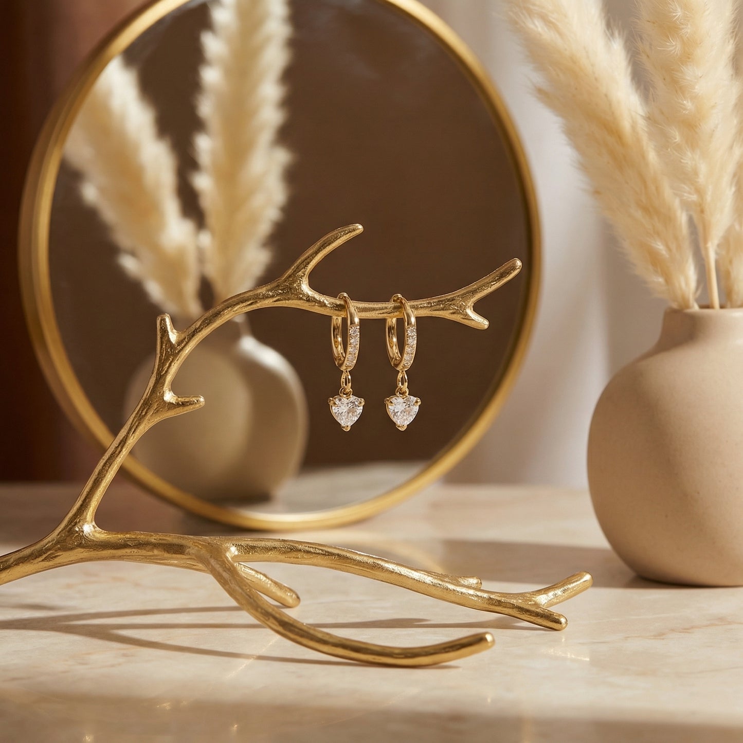 Amoura – Hoop Earrings