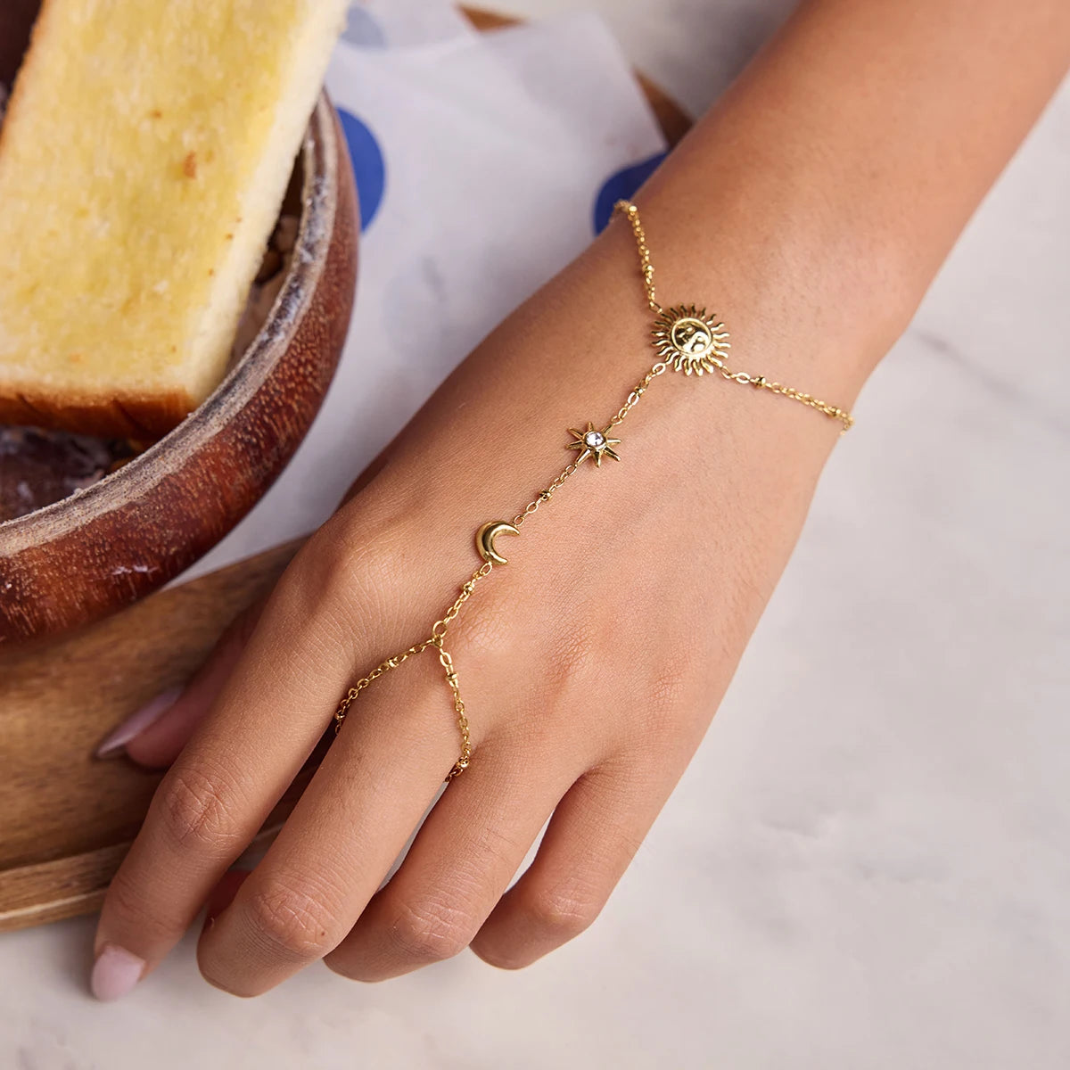 Solara’s Touch – Hand Chain Bracelet