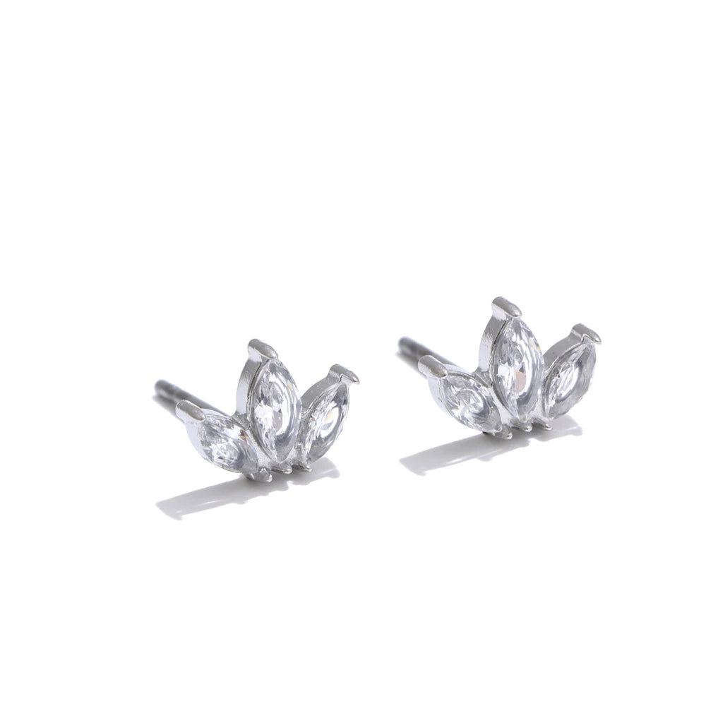 Tiny Nymphaea – Earrings