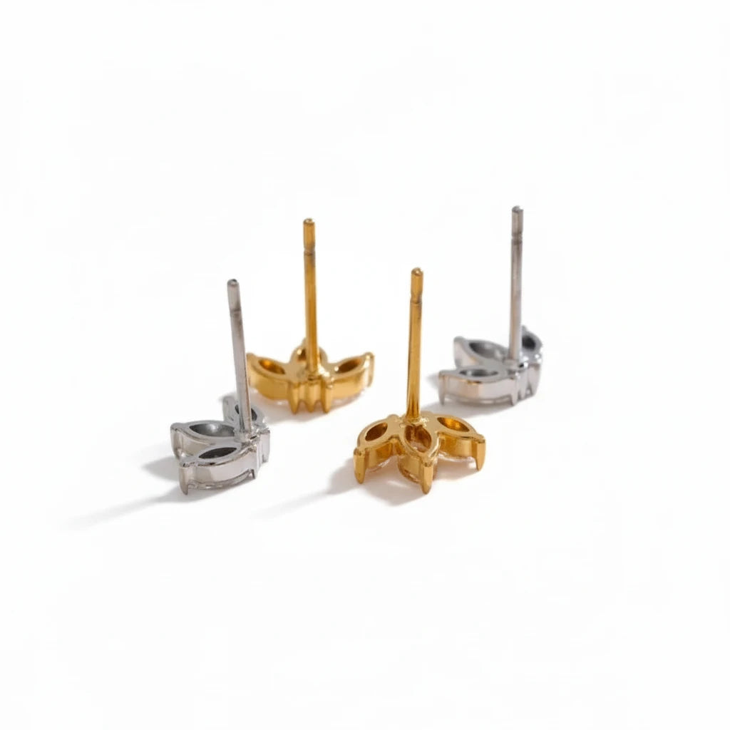 Tiny Nymphaea – Earrings