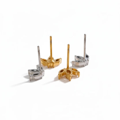 Tiny Nymphaea – Earrings