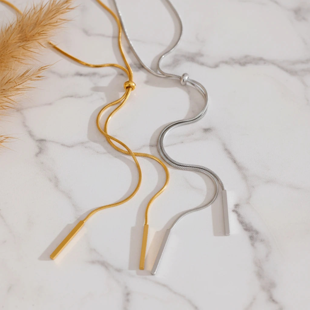 Long Story – Necklace