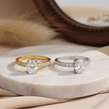 Divine Muse – Ring
