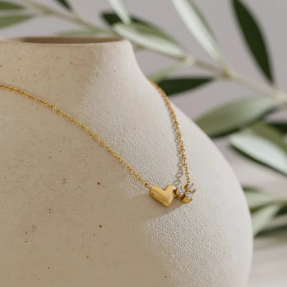 Liara's Romance - Necklace