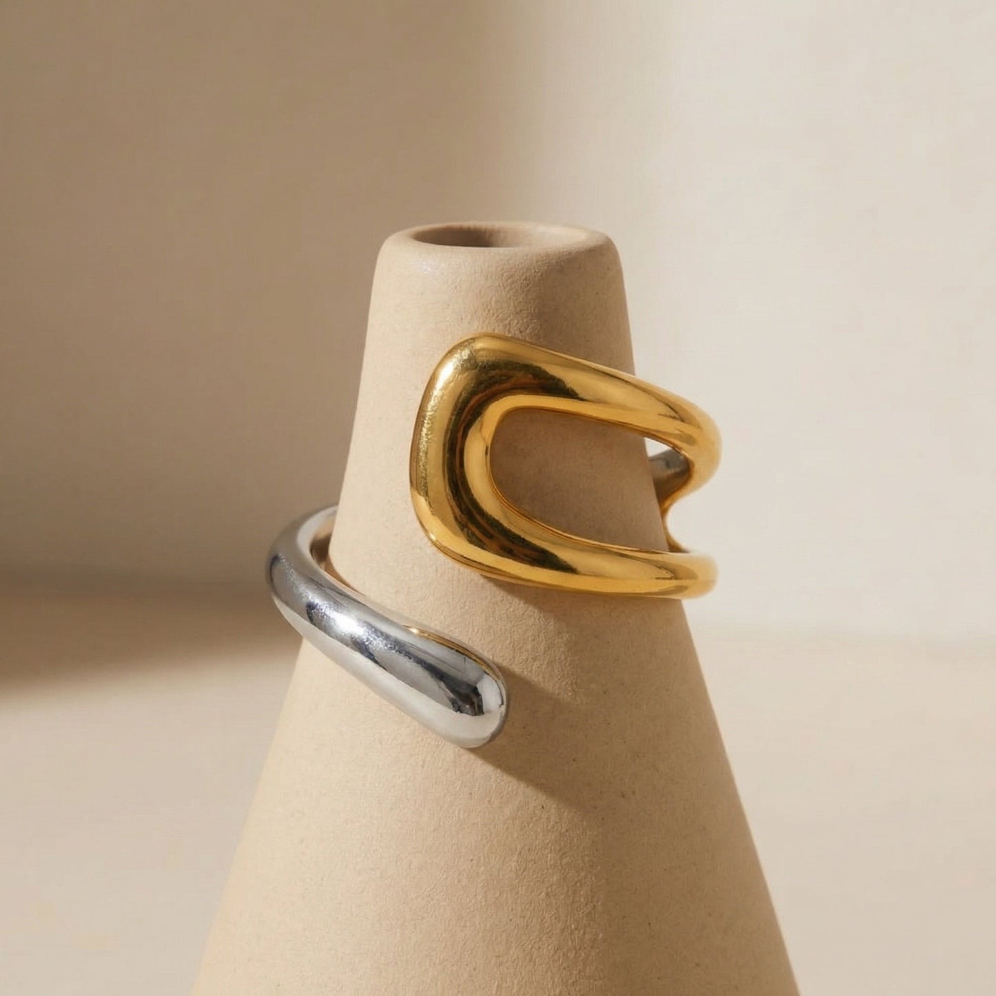 Eternal Embrace - Ring